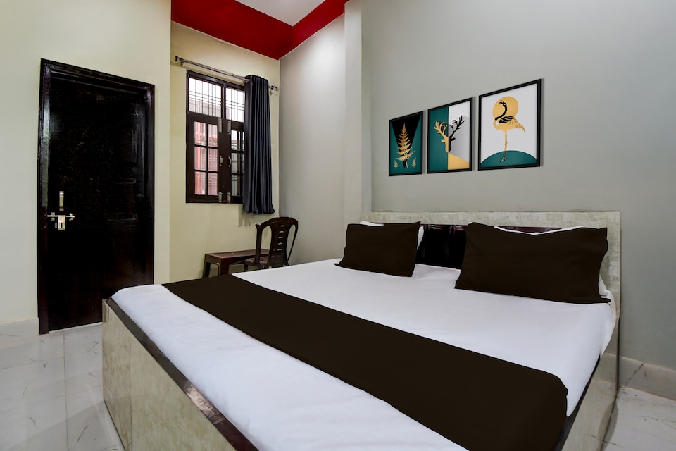 Hotel O Royal Inn Hotel And Banquet , Vikas Nagar Lucknow, Lucknow