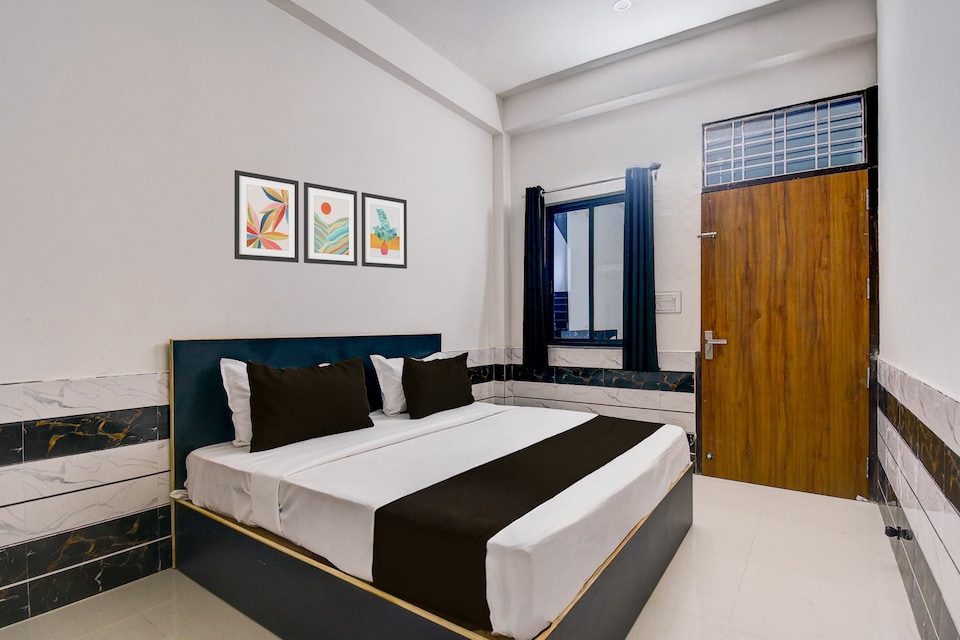 Hotel O Royal palace FAGI mod bus stand chaksu tonk road, Amer, Jaipur