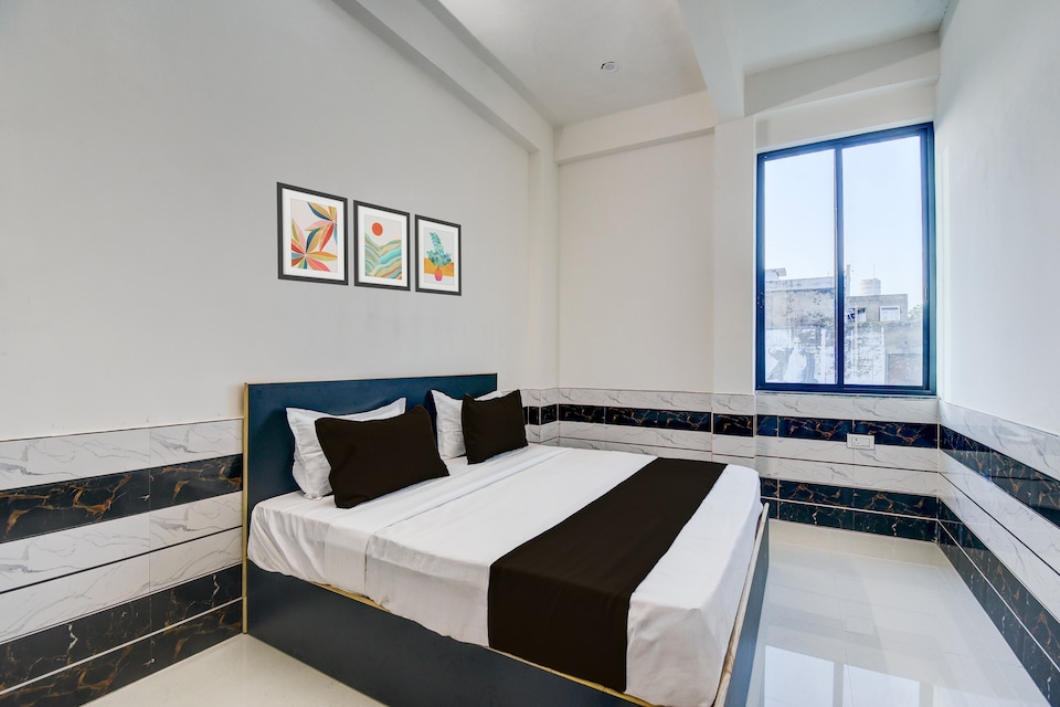 Hotel O Royal palace FAGI mod bus stand chaksu tonk road, Amer, Jaipur