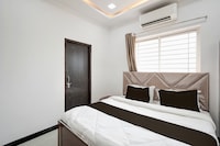 Hotel O Midway Treat Barwani