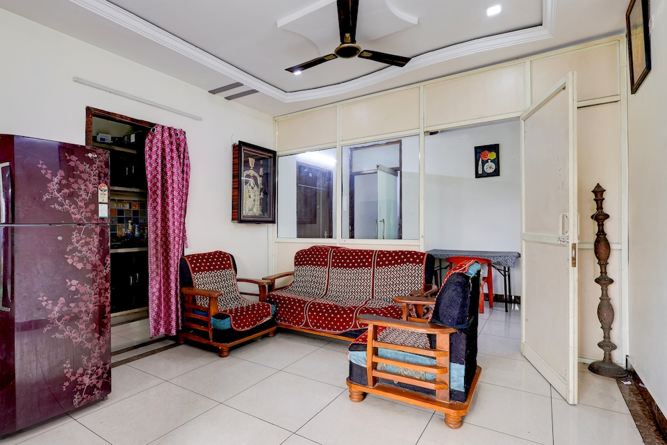 Super OYO Hotel O Benz Circle Vijayawada, MG Road Vijayawada, विजयवाड़ा
