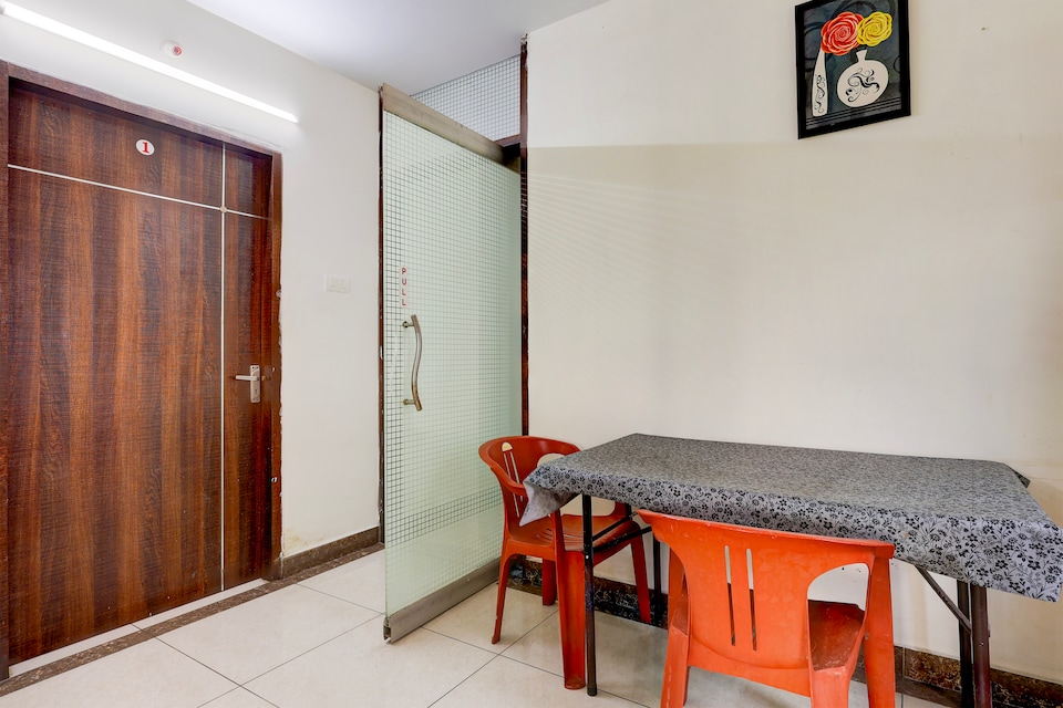 Super OYO Hotel O Benz Circle Vijayawada, MG Road Vijayawada, विजयवाड़ा