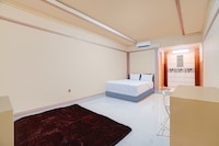 OYO 94778 Seven Residence