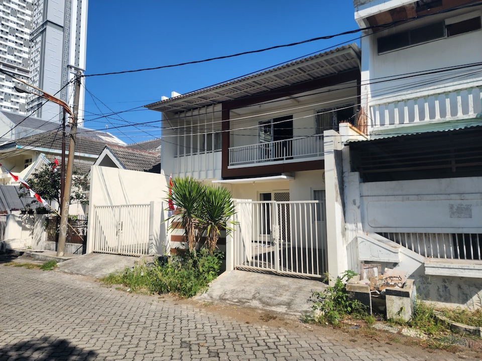 OYO 94780 Blessing Homestay, Tenggilis Mejoyo, Surabaya