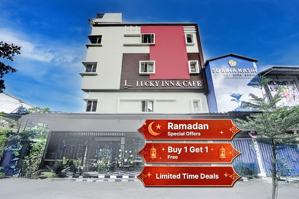 Hotel O Makassar near Mall Panakukang formerly Hotel Lucky Inn Makassar, Panakkukang, Makassar