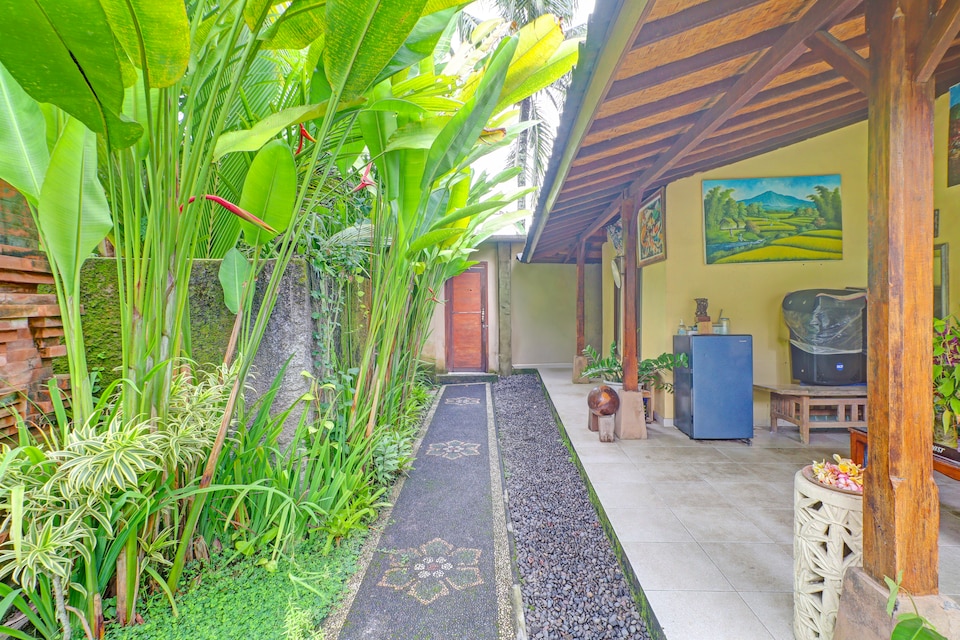 OYO 94782 Loka Loka Ubud, Gianyar, Bali