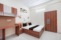 Hotel O Radha Residency