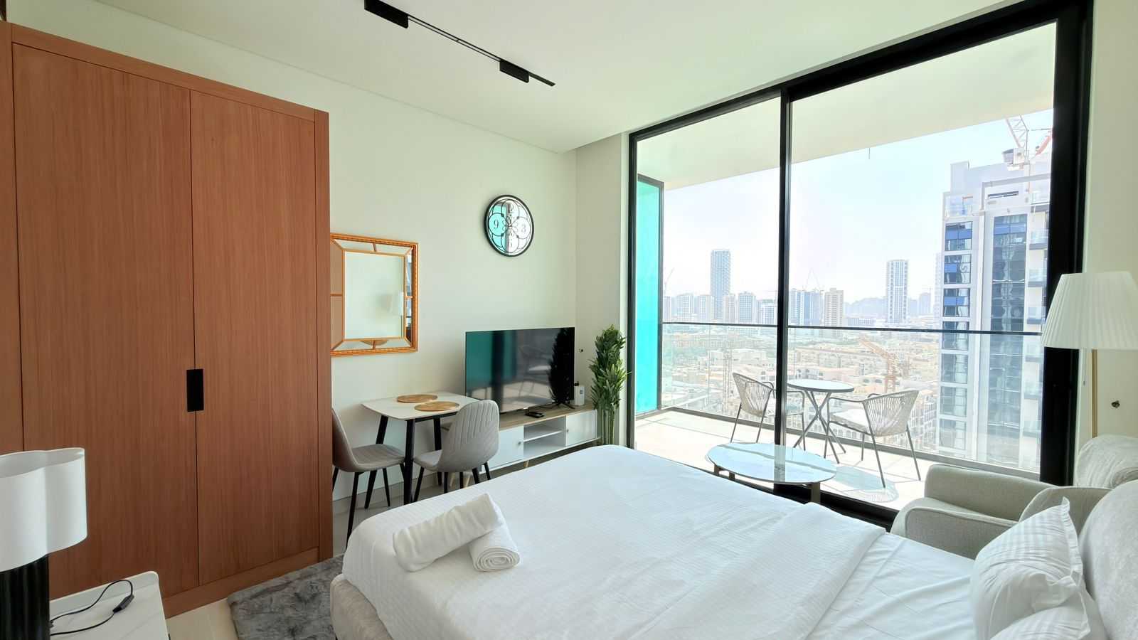 Premium Studio In Jvc Bazr, Al Barsha South 4