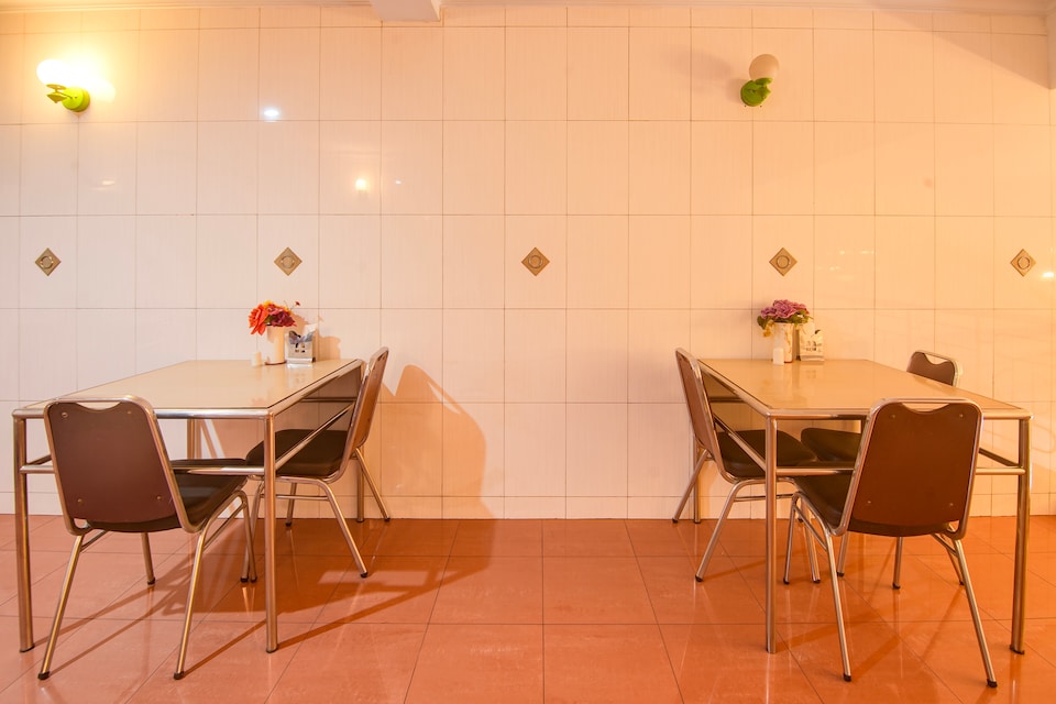 Hotel O Makassar near Pantai Losari formerly Hotel Tiara Sari, Losari, Makassar