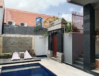 OYO 94789 Adihan Homestay Canggu
