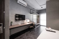 The Ex Capital Hotel Bangkok by Dancenter