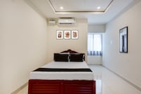 Hotel O Eswar Grand Palace Perungudi