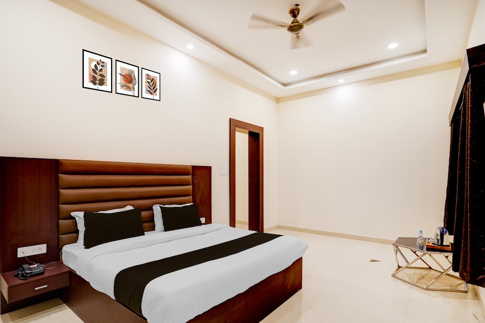 Hotel O Palm Bliss Hotels & Resorts, Kanpur Central, Kanpur