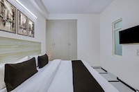 Super Hotel O DLF Phase 1 Metro Station Gurugram