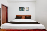 Hotel O Sector 4 Manraj Complex Gurugram