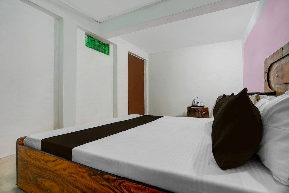 SPOT ON Hotel Sukun, Prayagraj, Prayagraj