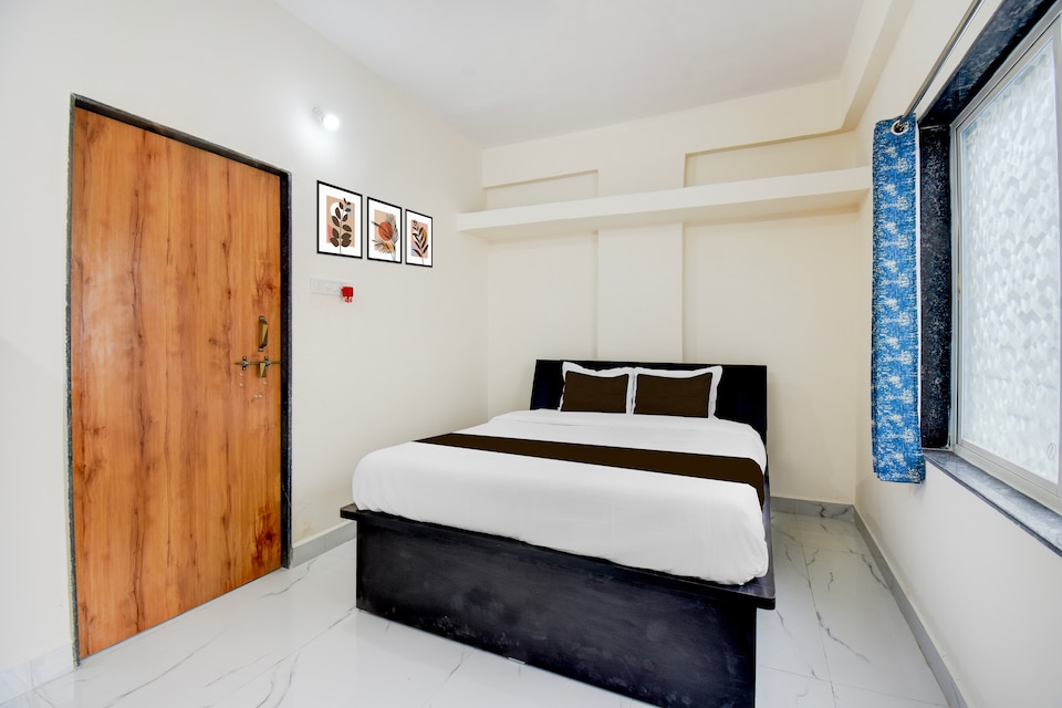 SPOT ON Hide Away Inn , Hinjewadi Pune, Pune