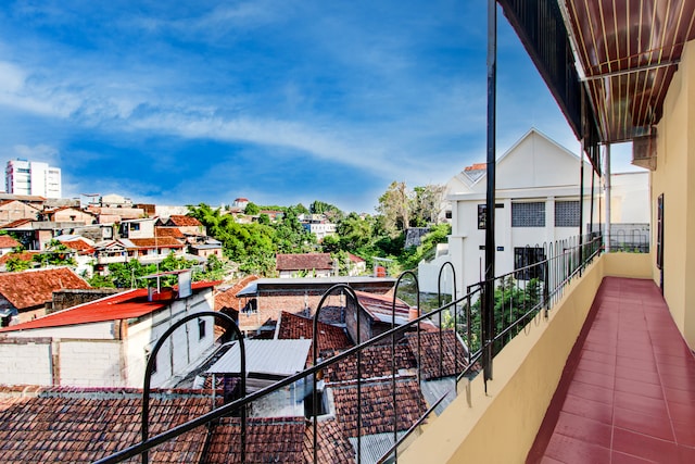 Hotel O Near Tugu Yogyakarta 2 formerly Monjali Inn