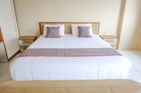 Capital O 94796 Apartment Mutiara Bekasi