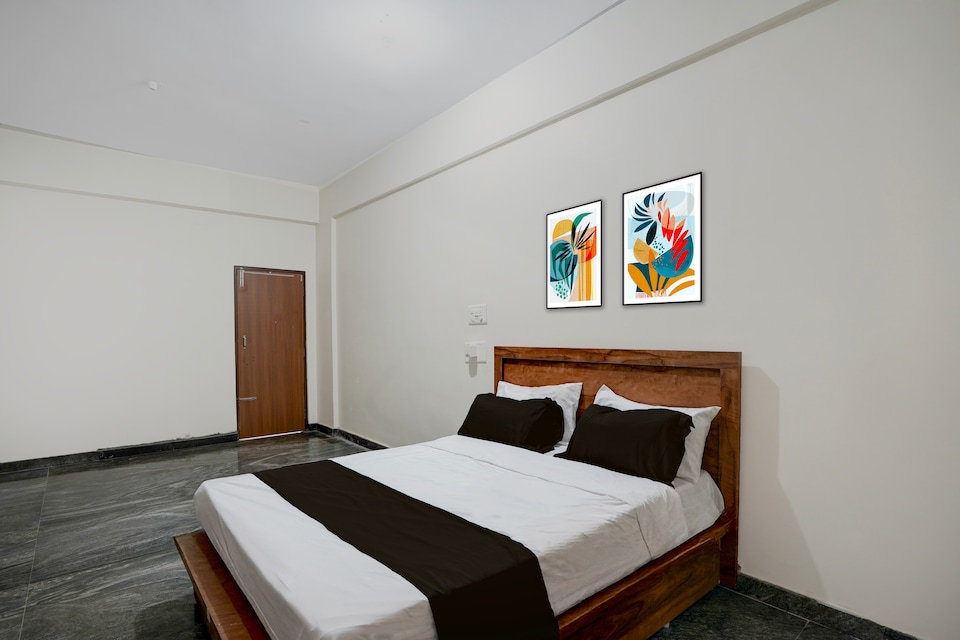 Hotel O Jodi Sri Muneshwara Swamy Temple, Peenya Bangalore, Bangalore