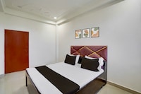 Hotel O Crystal Crown