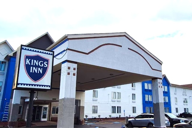 Kings Inn By OYO Calumet Park I-57