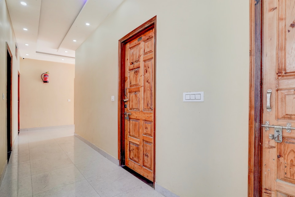 SPOT ON The Paradiso Inn, Kempty Falls Mussoorie, Mussoorie