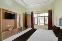 SPOT ON The Paradiso Inn