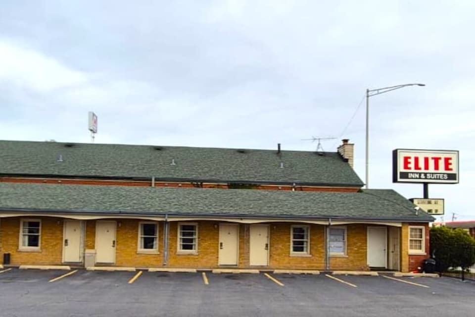 Capital O Elite Inn & Suites South Holland I 94, C60409, Chicago