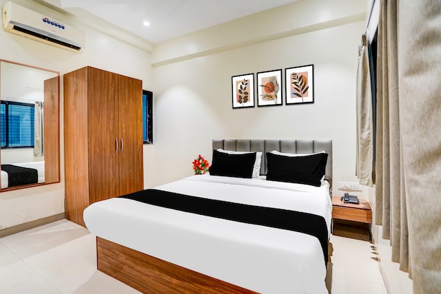 Collection O Shendra MIDC Aurangabad Formerly Sai Palace