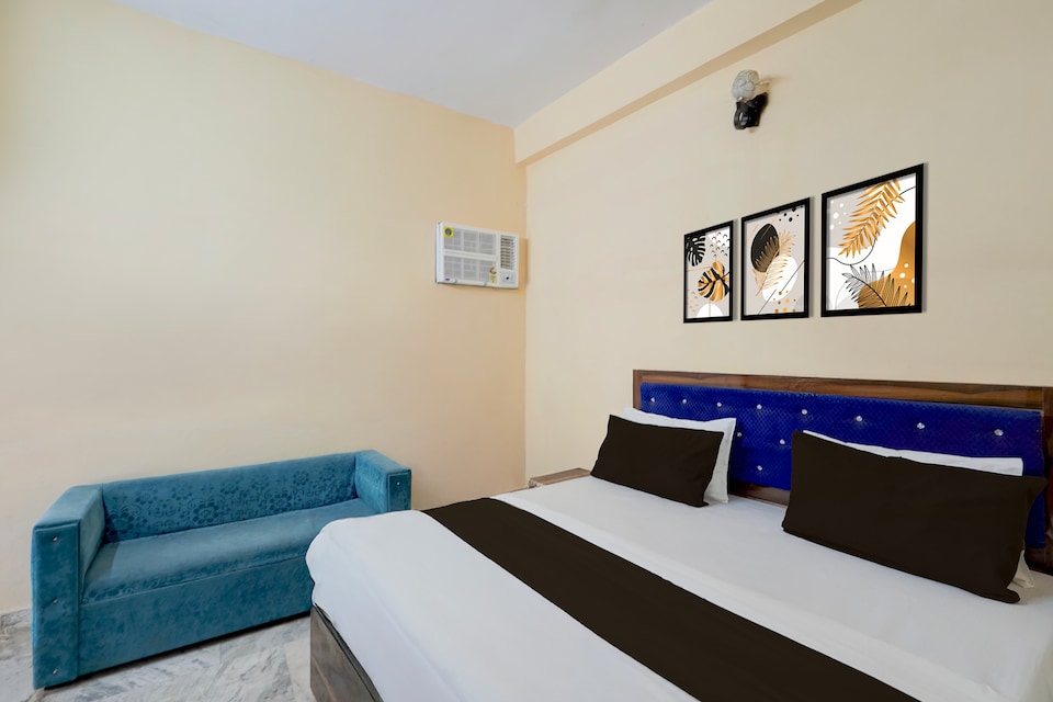 Hotel O ONMT Inter College Kanpur Formerly Mangalam Palace, IIT Kanpur, Kanpur