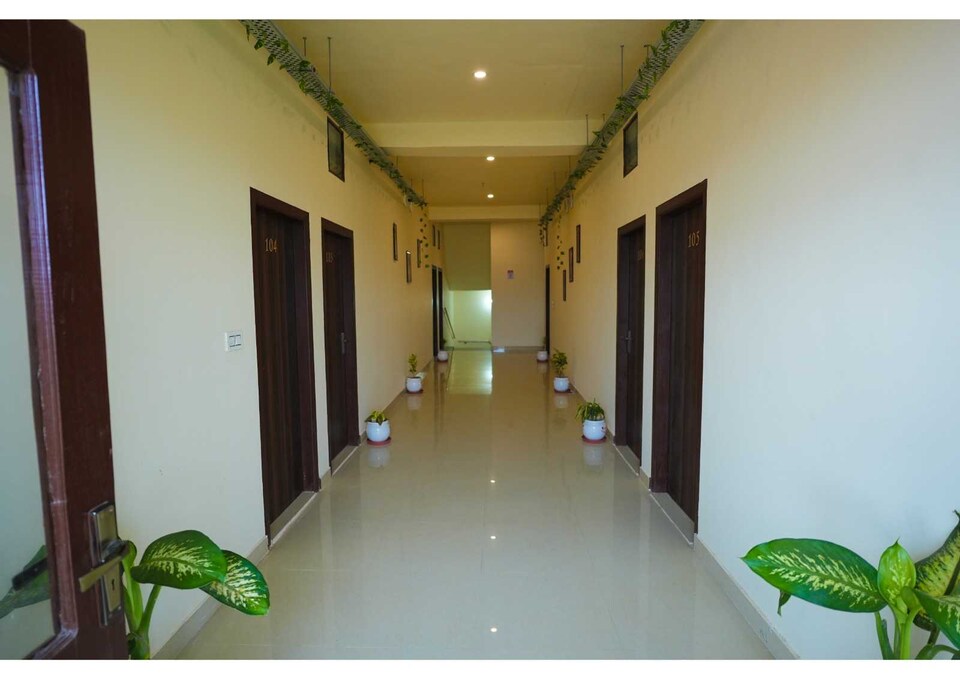 Hotel O G Square Rooms, Ropar, Ropar