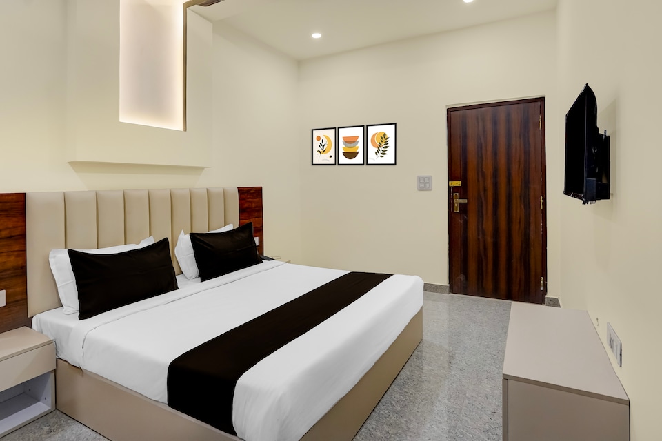 Townhouse Subharti University Meerut Formerly Hotel Celebration, Meerut, Meerut