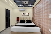 Super Townhouse Subharti University Meerut Formerly Hotel Celebration