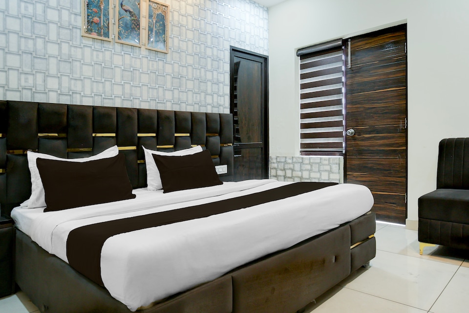 Hotel O Crystal , GT Road Ludhiana, Ludhiana