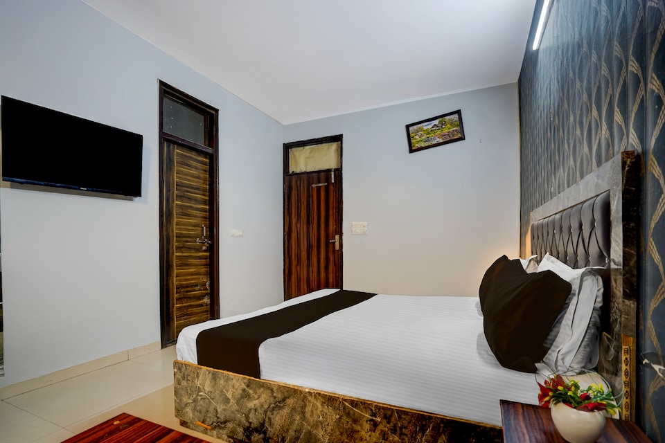 Super Hotel O Sector 3 Ghaziabad Formerly Cloud Inn, Indirapuram Ghaziabad, Ghaziabad