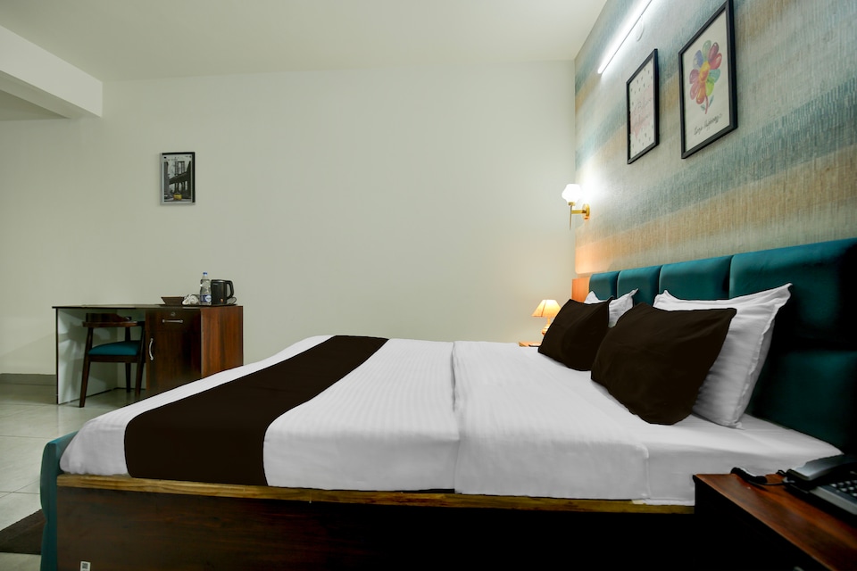 Hotel O Riddhinn6, Model Town Jalandhar, Jalandhar