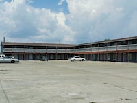Valley Motel By Townhouse Corpus Christi Near Airport I 37