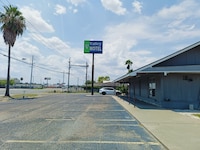 Valley Motel By Townhouse Corpus Christi Near Airport I 37