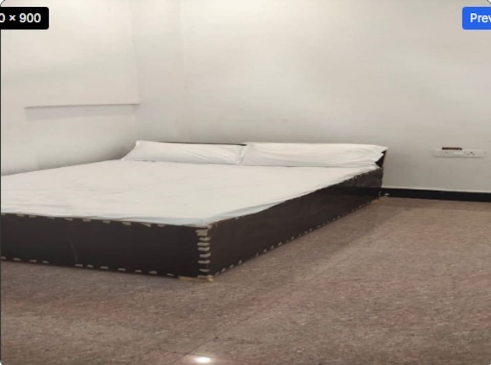 SPOT ON Samrat Restaurant, Jaunpur, Jaunpur