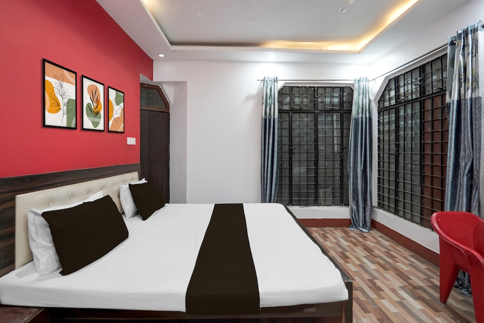 SPOT ON Hotel prayag villa, Rambagh Allahabad, Prayagraj