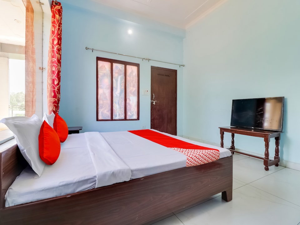 SPOT ON Hotel Kalindi farms, Moradabad, Moradabad