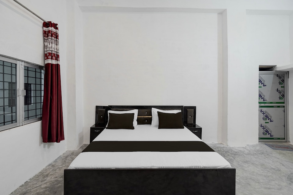 SPOT ON Hotel Veer Galaxy , Barra Kanpur, Kanpur