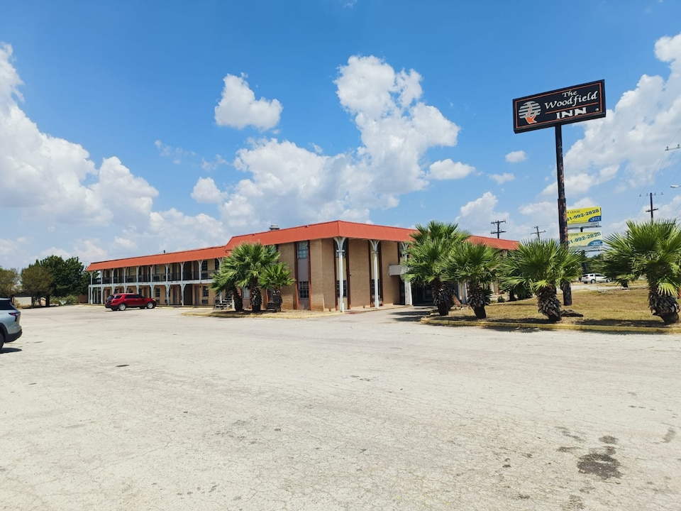 Woodfield Inn & Suites Hotel O, Yoakum TX 111, Yoakum TX, Yoakum TX