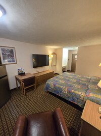 Capital O Roadside Inn Thedford NE 2