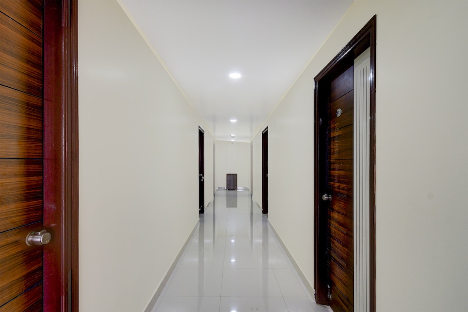 Hotel O The Dream Inn, Himayatnagar-Kachiguda, Hyderabad