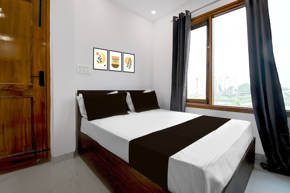 Super HOTEL O SHIVA PARADISE , Gomti Nagar Lucknow, Lucknow