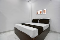 Super HOTEL O SHIVA PARADISE 