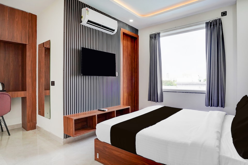 Hotel O Sky premium , Manesar, Manesar