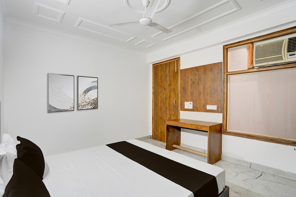 Hotel O Dk Hotel, Noida City, Noida